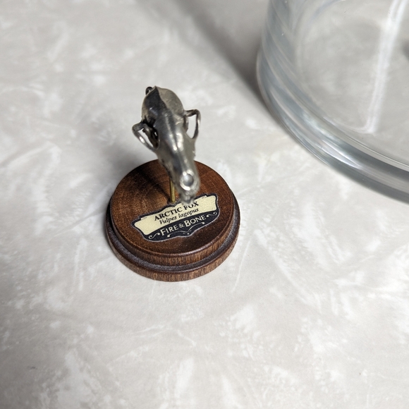 Arctic Fox articulated skull - miniaturized model by Fire & Bone in white bronze - Picture 1 of 4